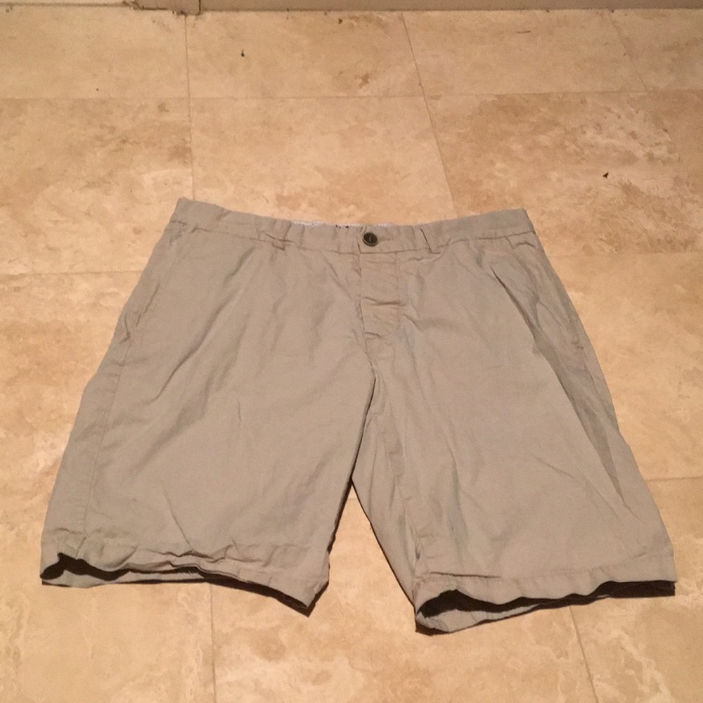 Men’s shorts H and M size 34